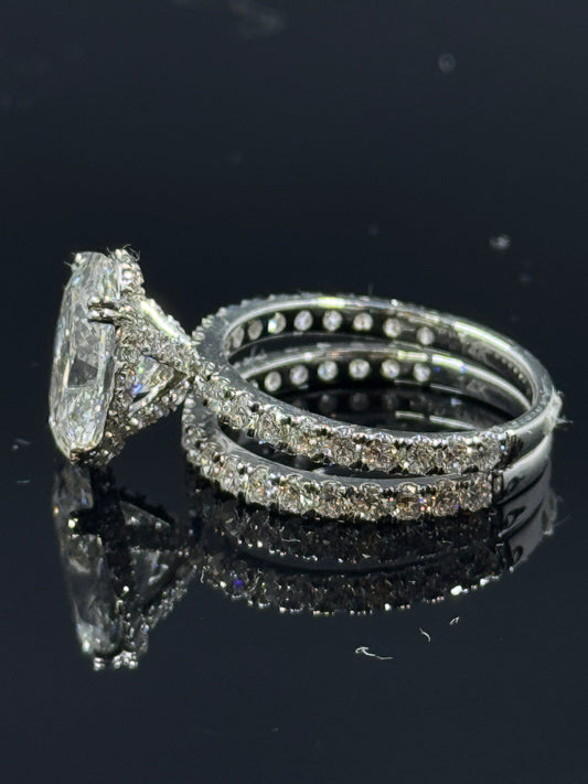 14k White Gold Oval Diamond Bridal Set – 5.46ctw, Size 7