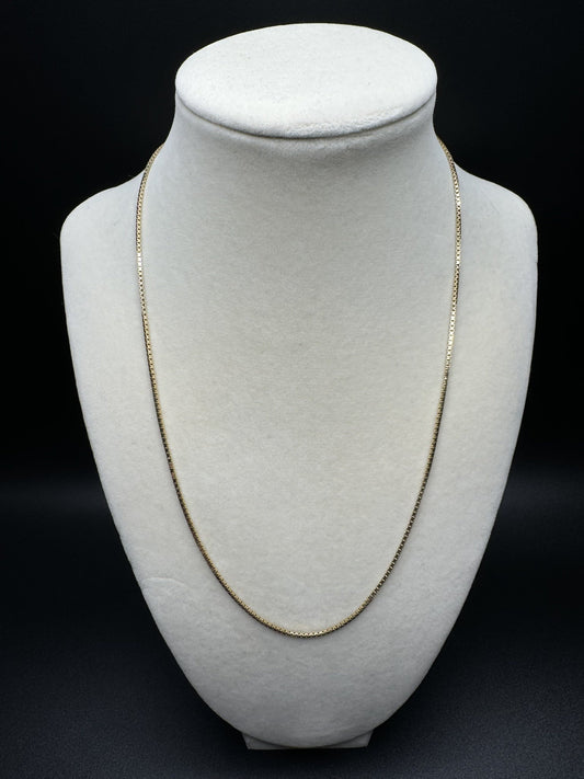 19” 14k Yellow Gold Box Chain 1.3mm 5.64g