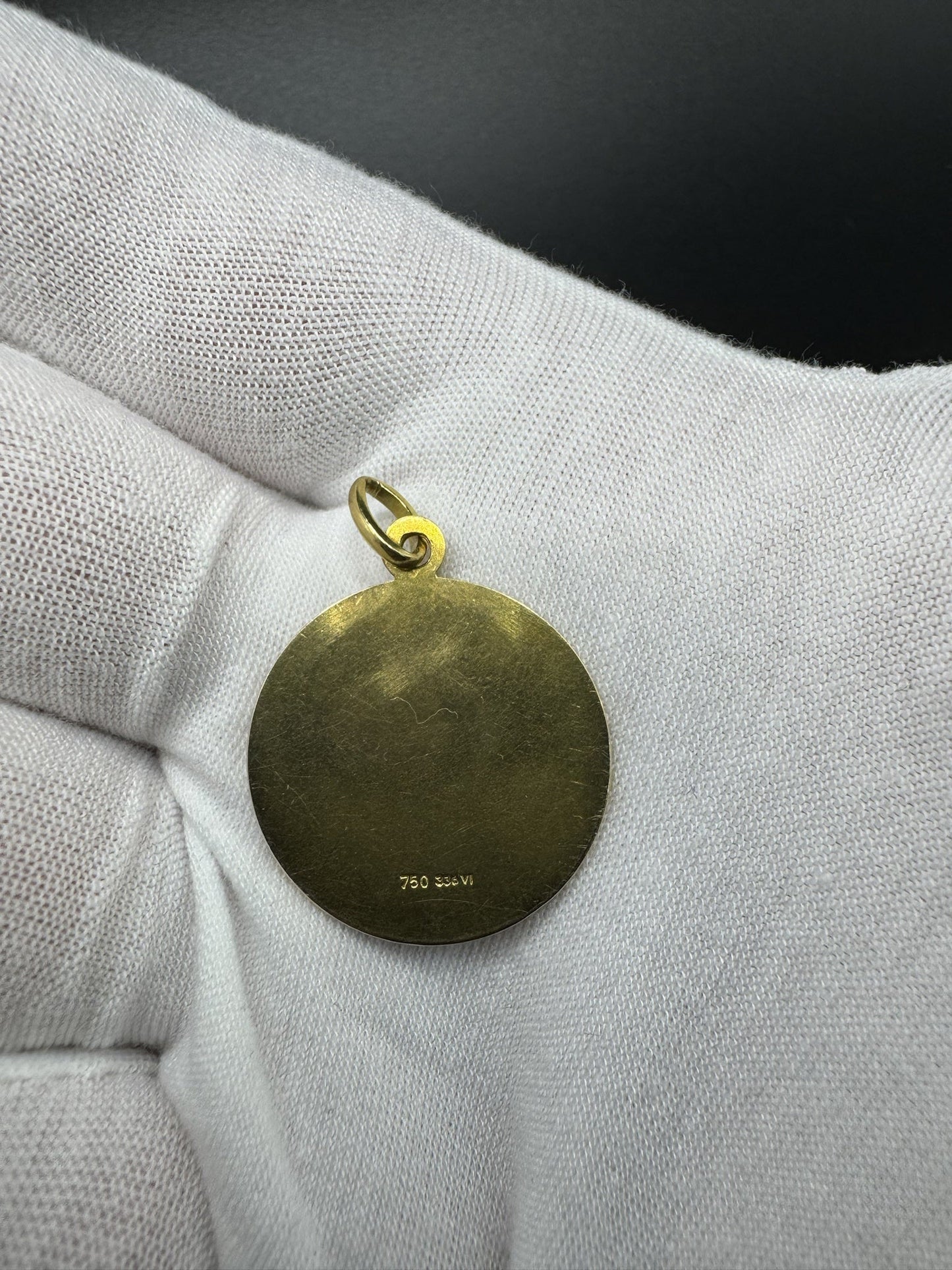 1” 18k Yellow Gold Mary Pendant 3.3mm Bail 6.6g