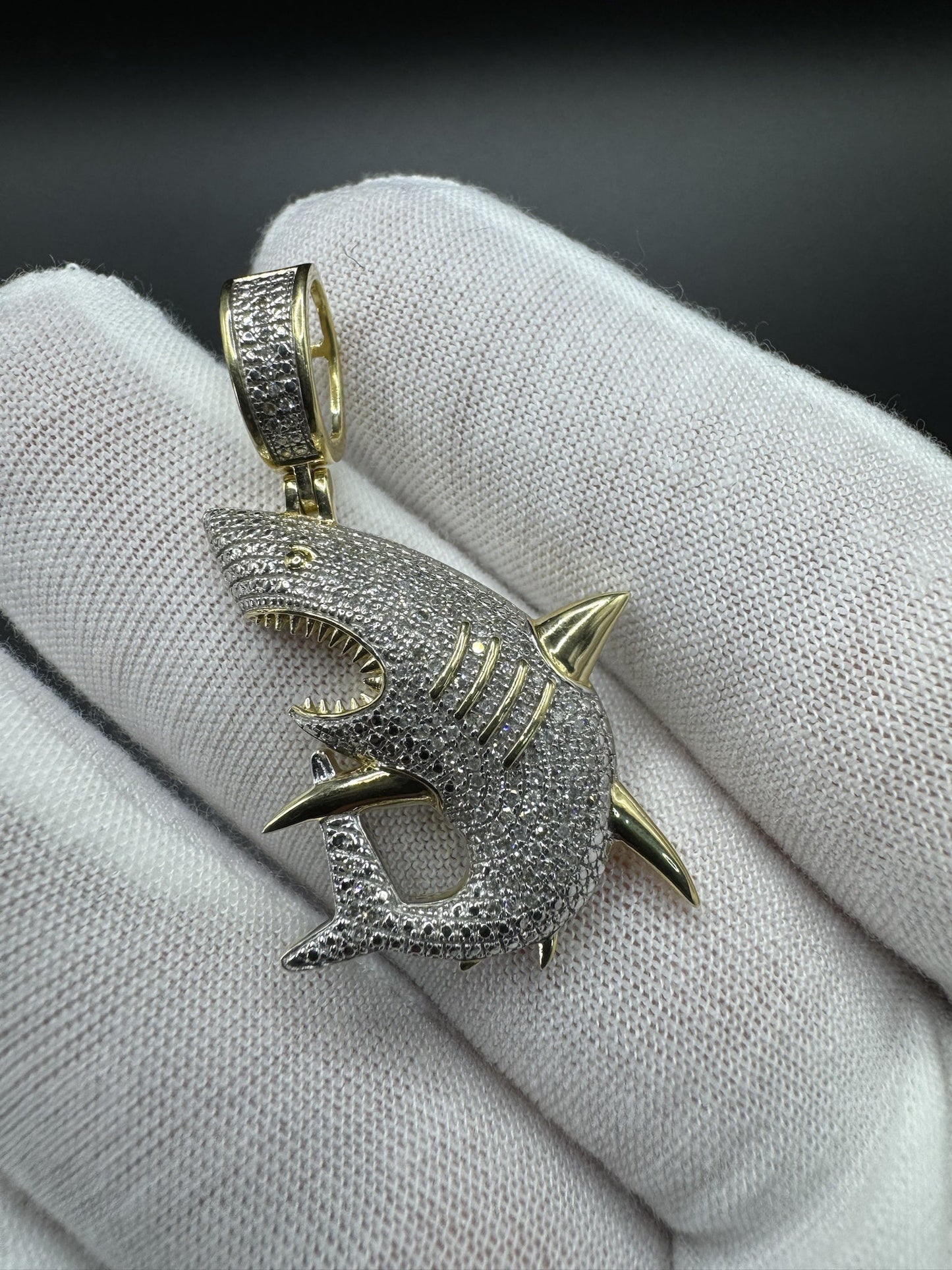 1.75” 10k Yellow Gold est 1/2ctw Natural Diamond Shark Pendant 7.5mm Bail 5.93g