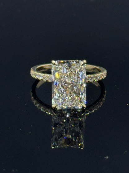 14k Yellow Gold Radiant Diamond Engagement Ring – 5.08ct F VS1 Hidden Halo, Size 7
