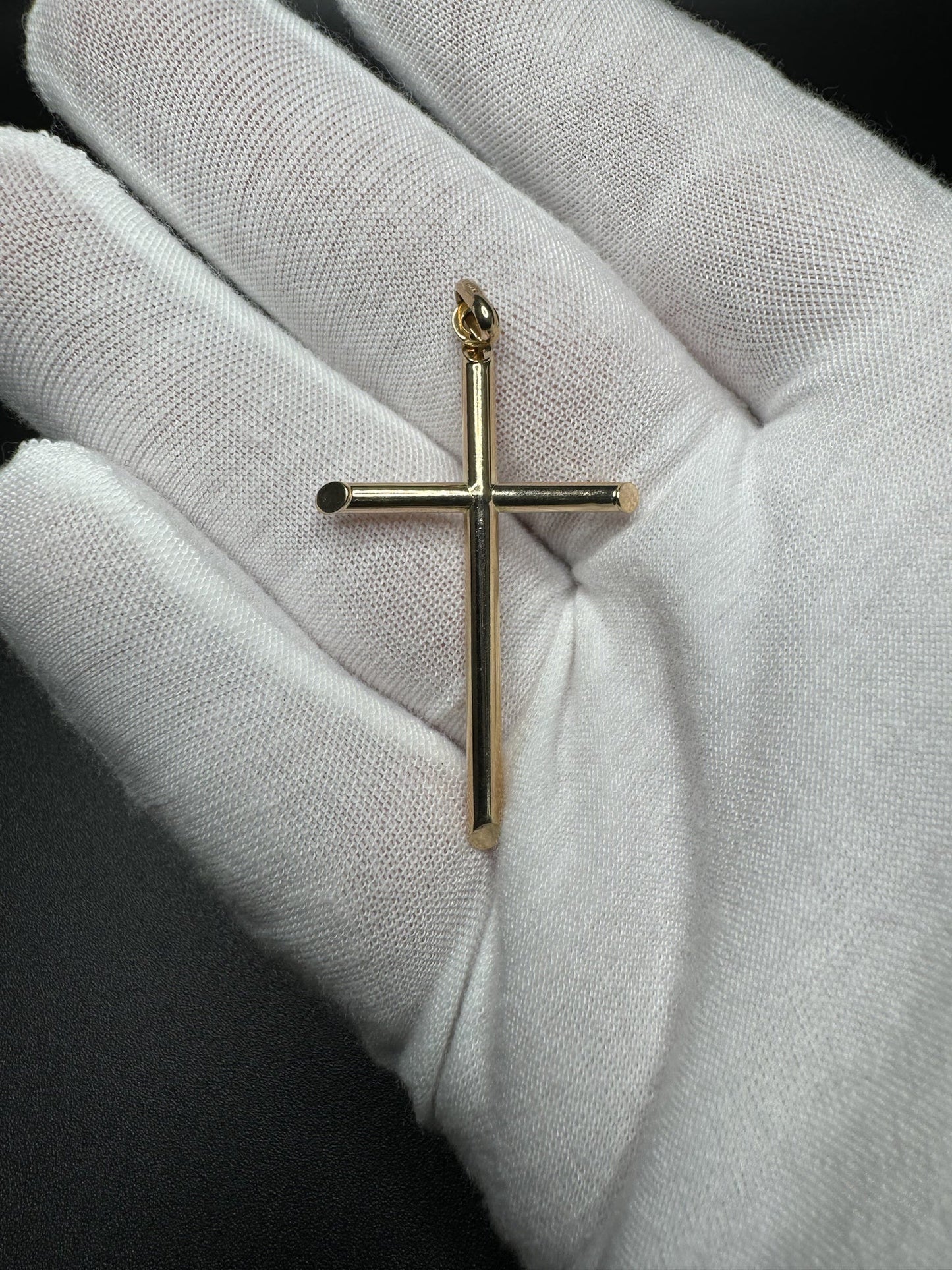 2” 14k Yellow Gold Thin Round Cross 2.7mm Bail 2.6g
