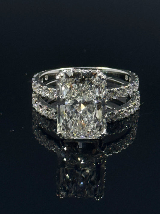 14k White Gold Radiant Diamond Bridal Set – 6.90ctw, Size 7