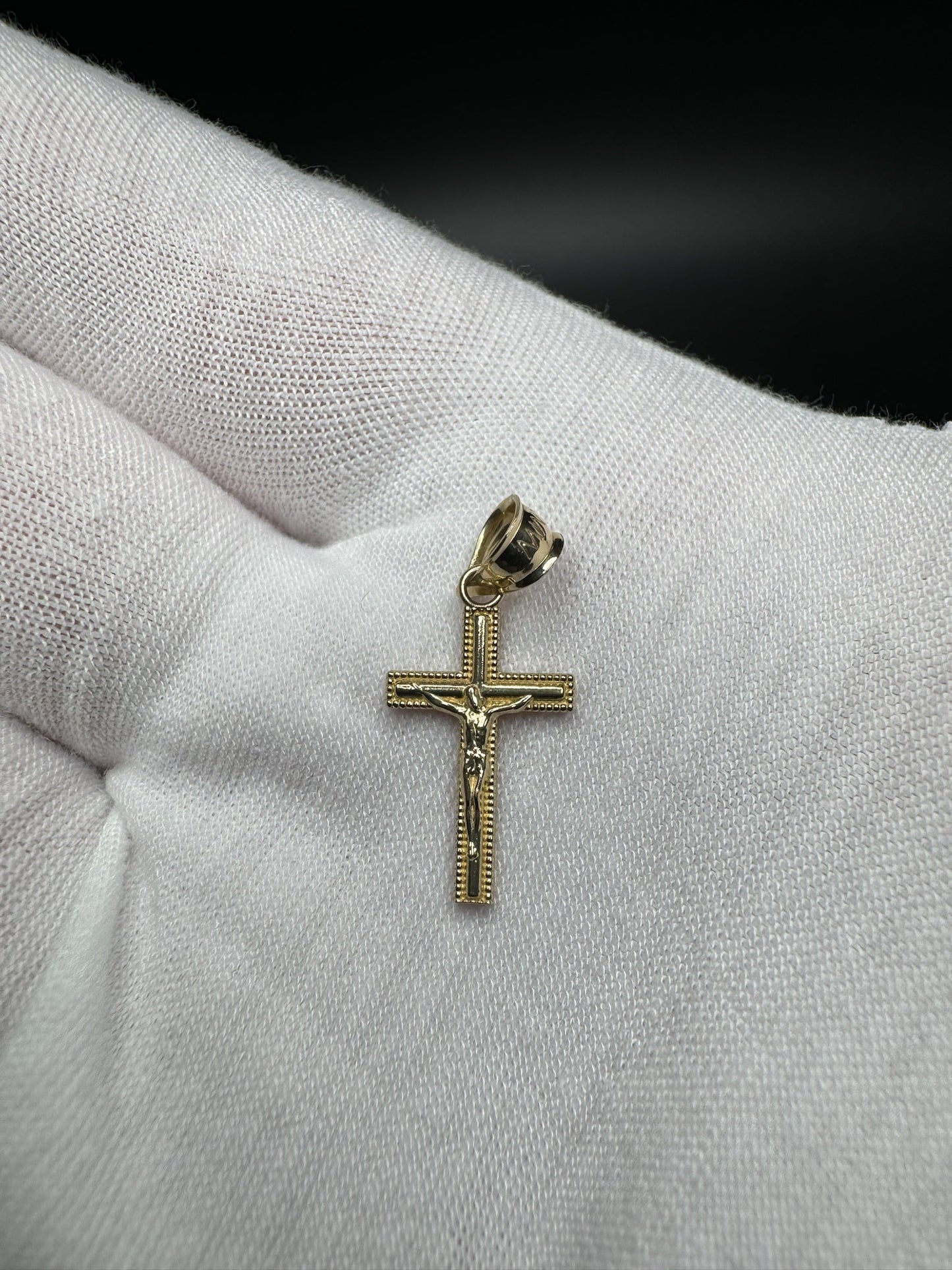 3/4” 14k Yellow Gold Square Crucifix 3.5mm Bail .8g