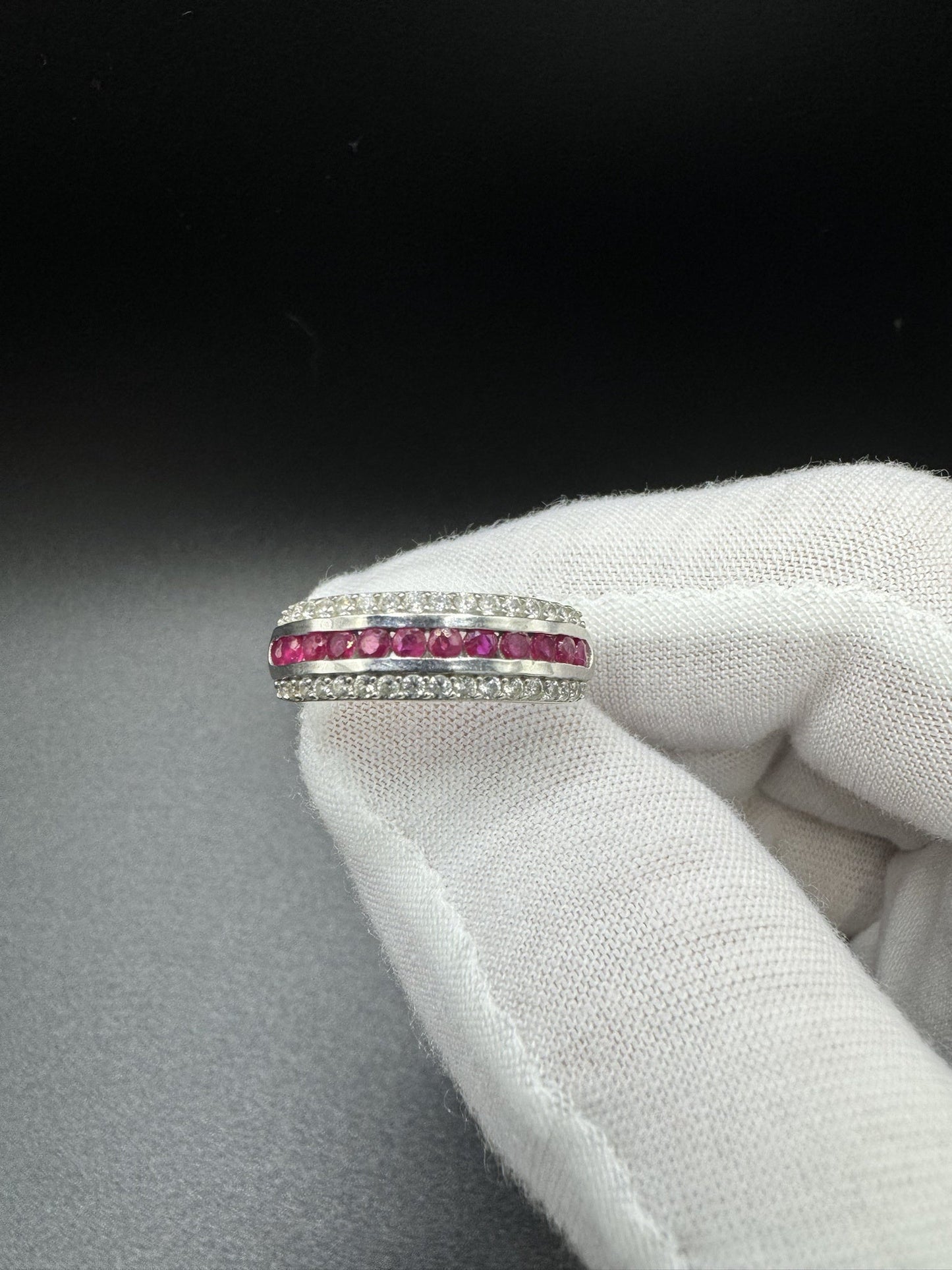 Size 9 Silver 1/3ctw Natural Diamond & Natural Ruby Ring 3.8g