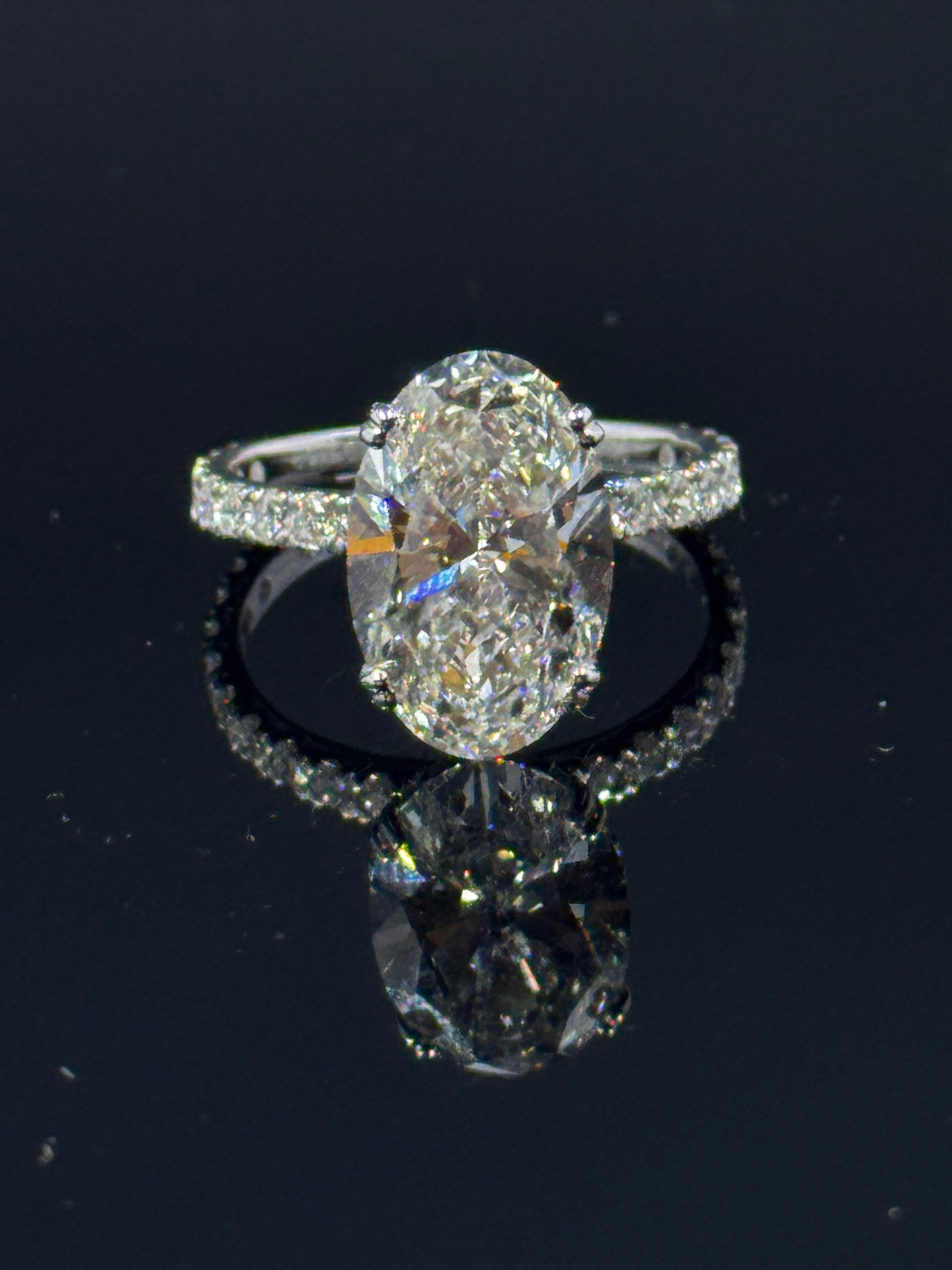 14k White Gold Oval Diamond Bridal Set – 6.19ctw, Size 7