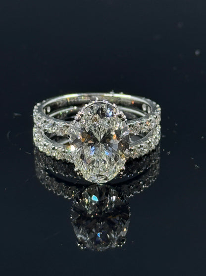 14k White Gold Oval Diamond Bridal Set – 5.46ctw, Size 7