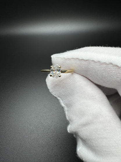 Size 4.5 14k Yellow Gold 1/2ct Oval Lab Diamond Solitaire Engagement Ring 1.64g