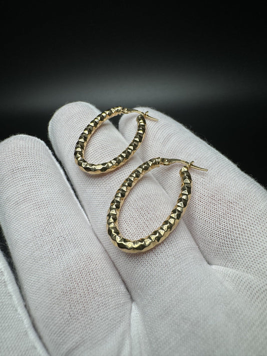 30mm x 20mm Oval 14k Yellow Gold Diamond Cut Hoops 2.1g