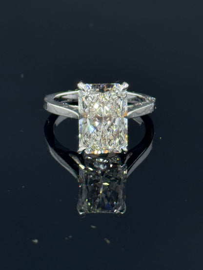 14k White Gold Cathedral Radiant Diamond Engagement Ring – 5.08ct F VS1, Size 7