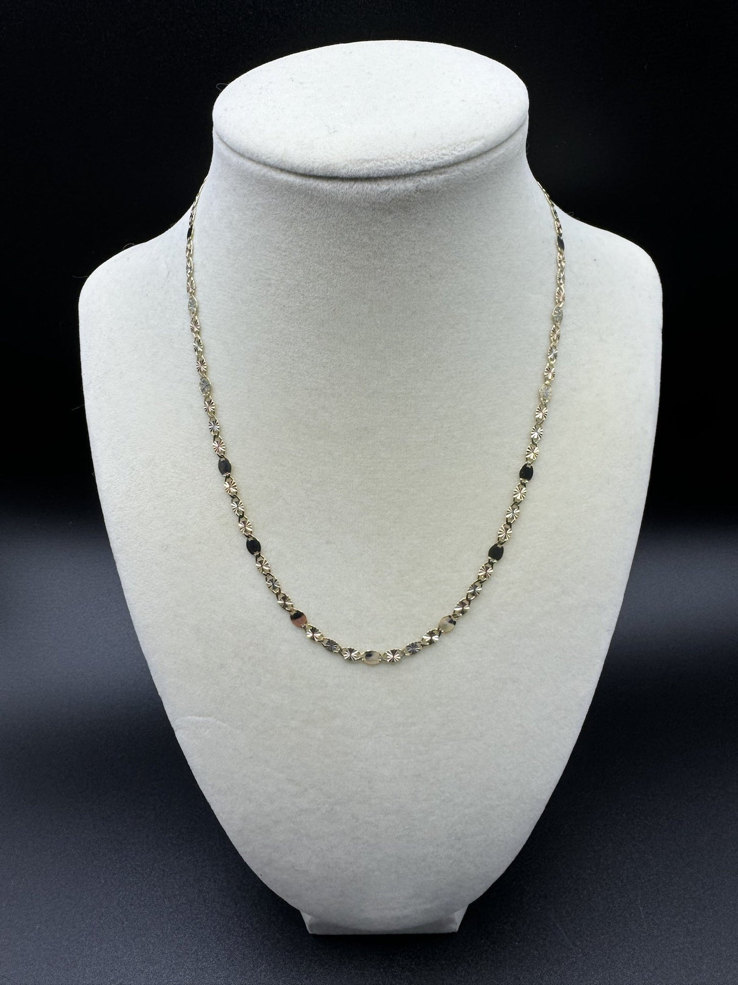 16” 14k Gold Tri-color Fancy Valentino Link 3mm 3.93g