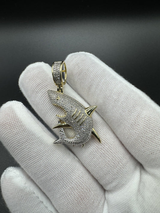 1.75” 10k Yellow Gold est 1/2ctw Natural Diamond Shark Pendant 7.5mm Bail 5.93g