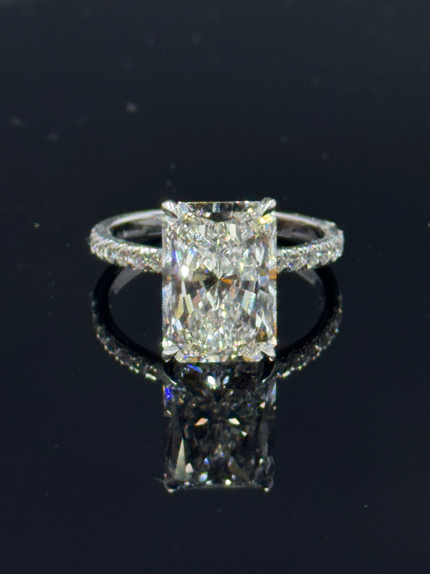 14k White Gold Radiant Diamond Engagement Ring – 5.08ct F VS1 Hidden Halo, Size 7