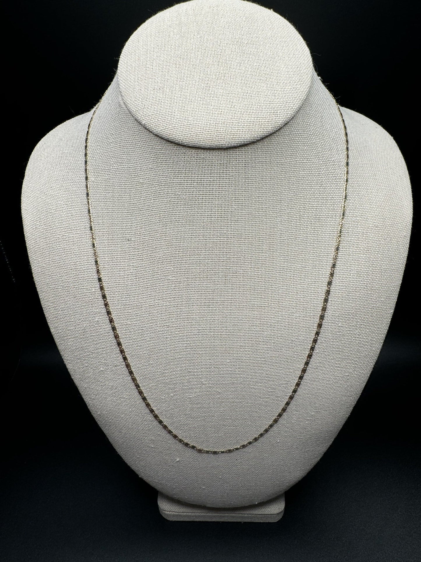 22” 14k Gold Tri-Color Valentin o Link 2mm 2.64g