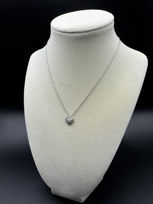 15-18” Silver Chain & 10mm 1/4ctw Natural Diamond Heart Pendant 3.4g