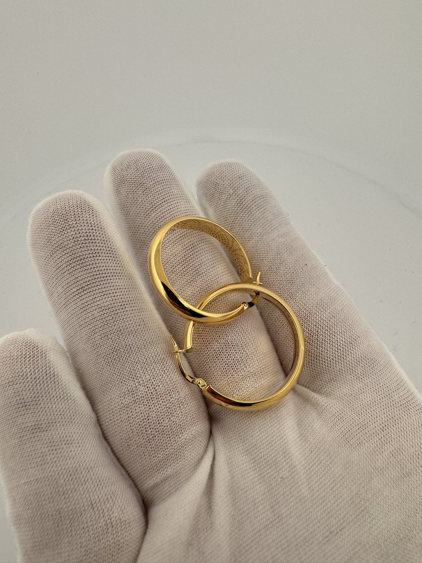 25mm x 5mm 14k Yellow Gold Flat Hoops 2.6g