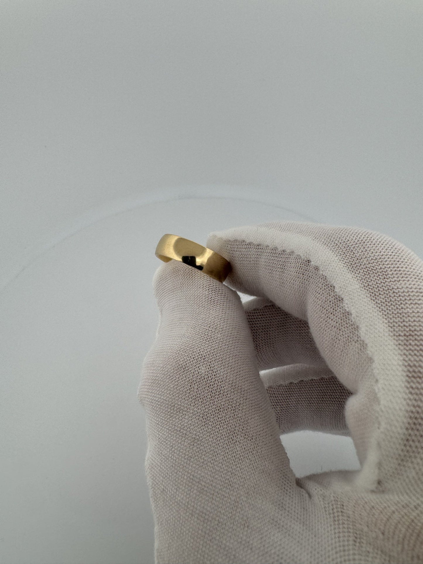 Size 6 14k Yellow Gold 6mm Cigar Band 6.2g