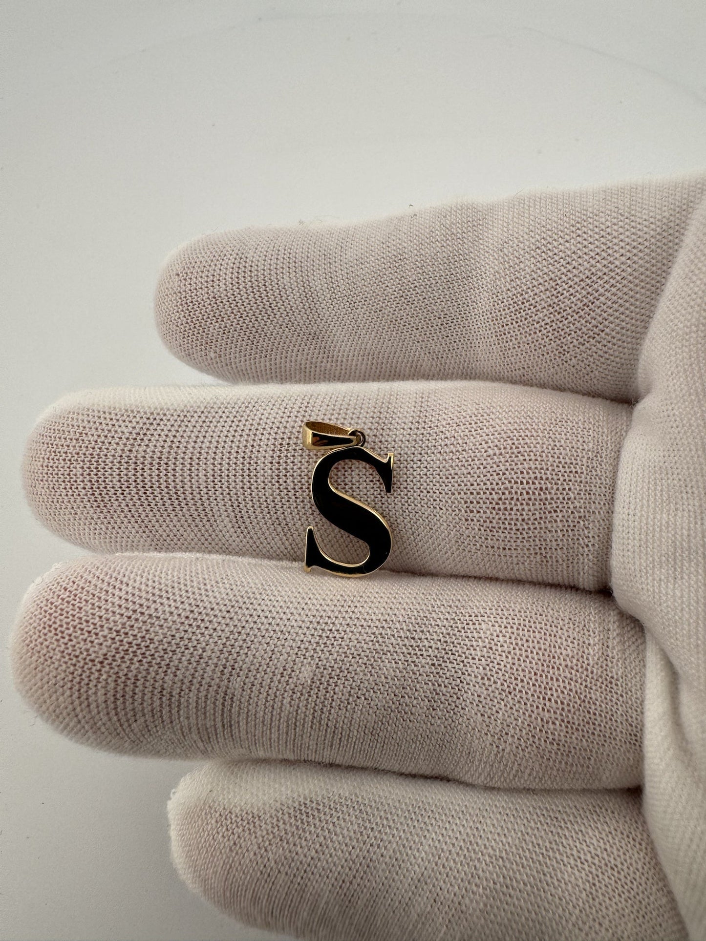 3/4” 14k Yellow Gold Letter S Pendant 2.2mm Bail .8g