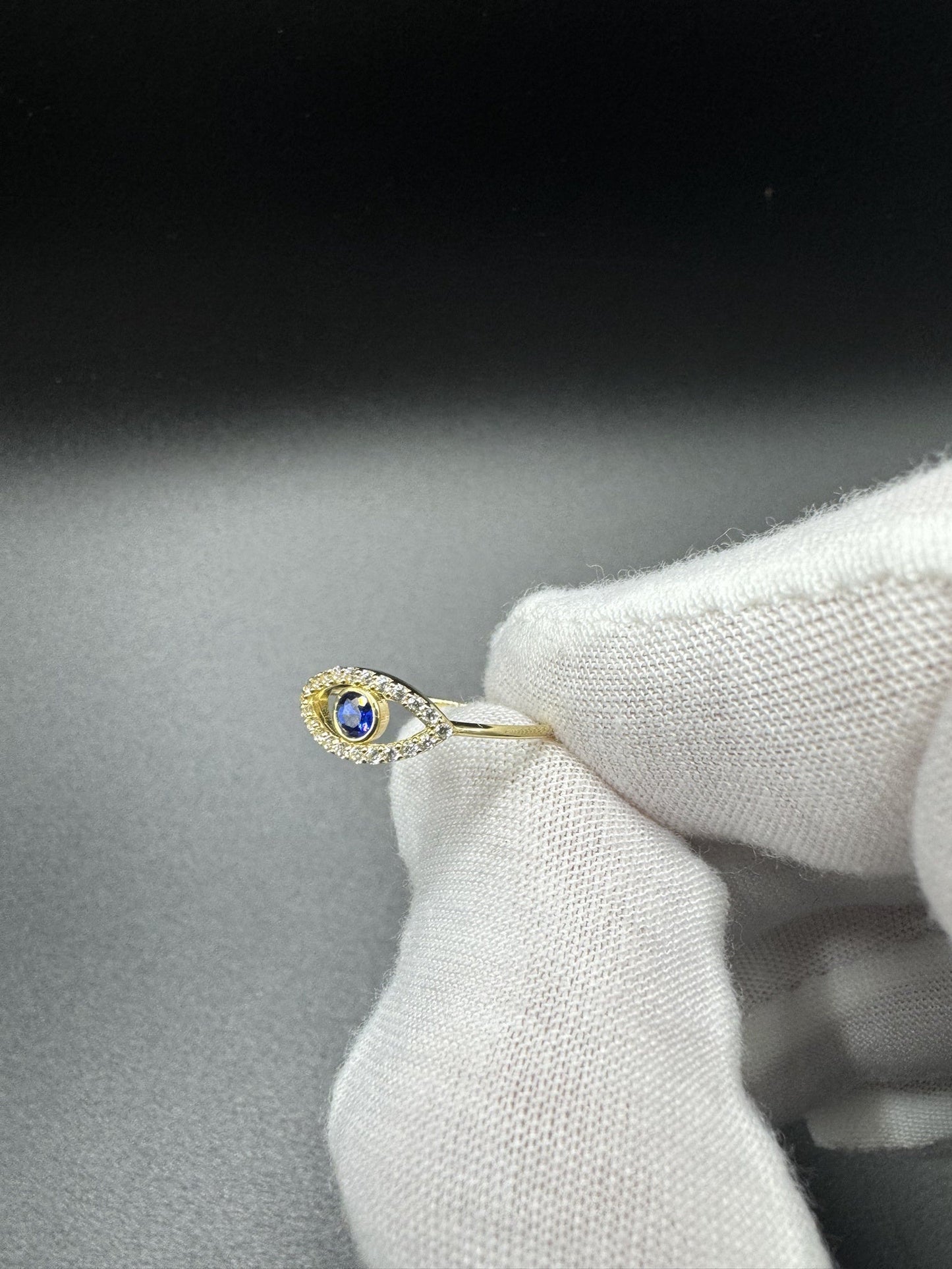Size 6 14k Yellow Gold Evil Eye Ring 1.0g