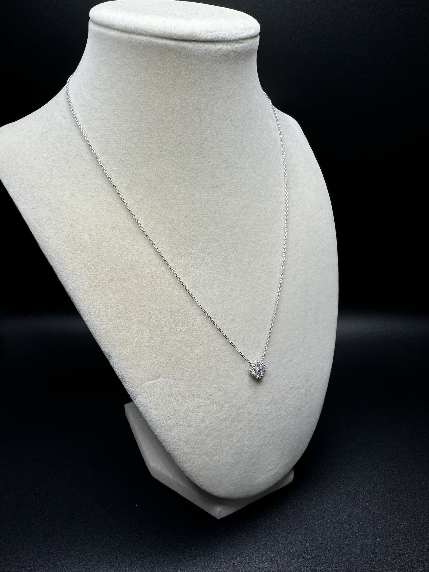 16-18” Silver One Motif/Clover 1/4ctw Lab Diamond Pendant Chain 2.8g