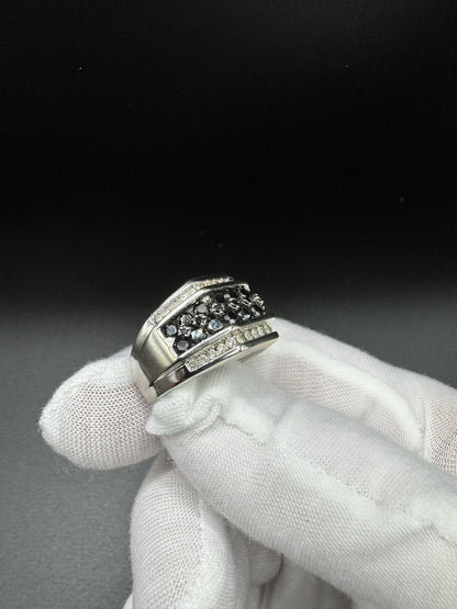 Size 10 10k White Gold est 1ctw Black Diamond & 1/3ctw Diamond Ring 10.2g