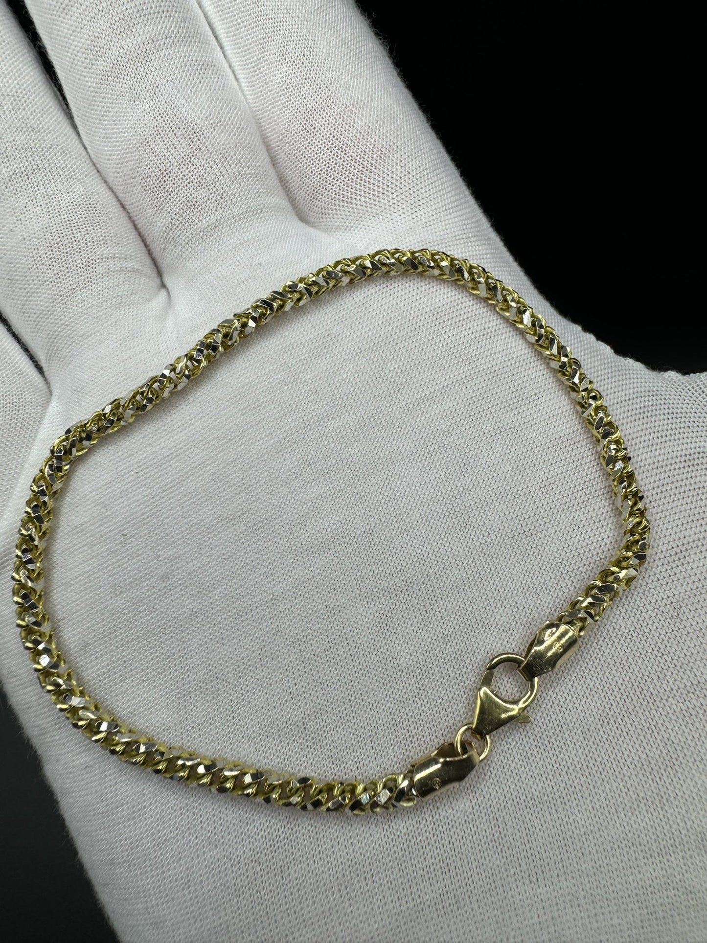 8.5” 10k Yellow Gold Prism Cut Franco Bracelet 3mm 10.7g