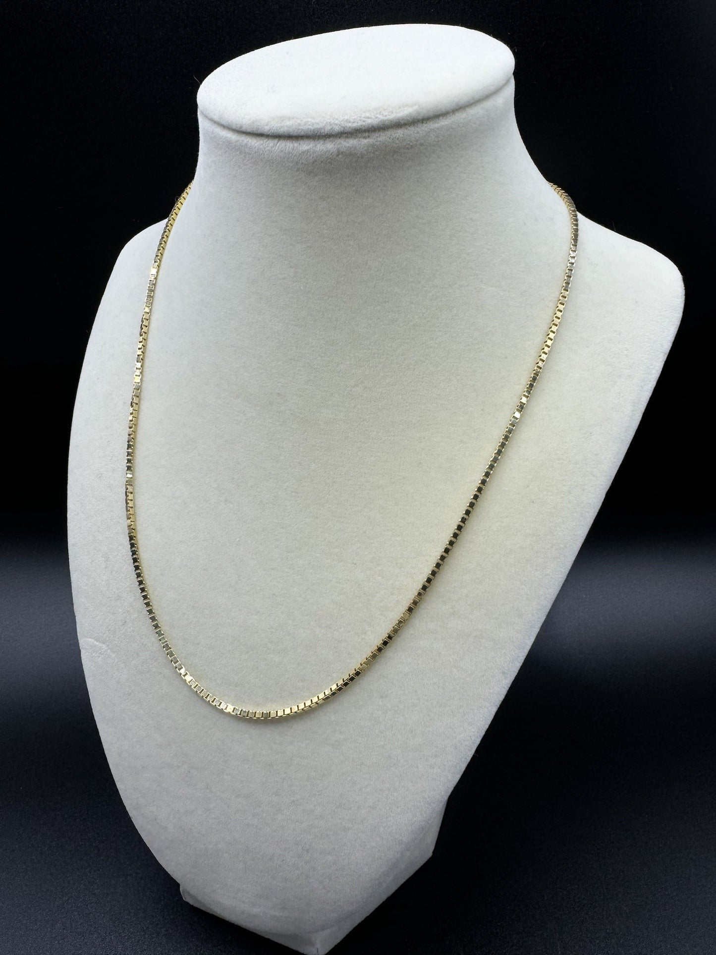 18” 14k Yellow Gold Box Chain 1.7mm 9.7g