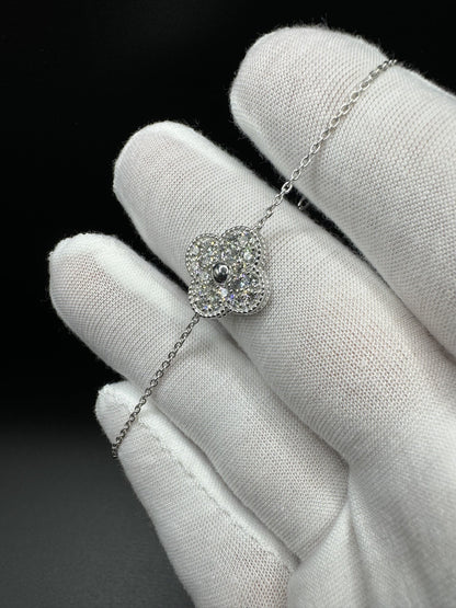 7-8” Silver 16mm Clover Bracelet 1.1ctw VS/ VVS Diamonds 4.6g