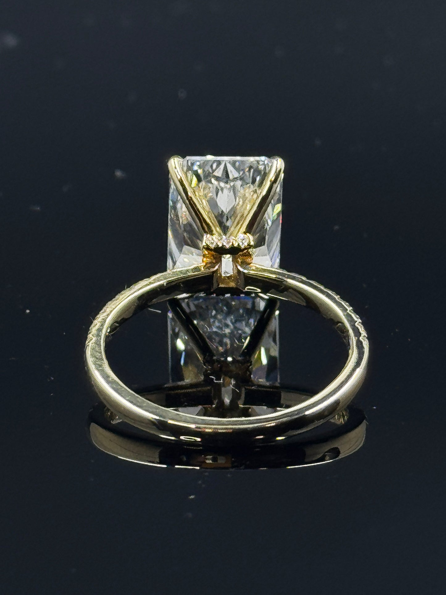 14k Yellow Gold Radiant Diamond Engagement Ring – 5.08ct F VS1 Hidden Halo, Size 7