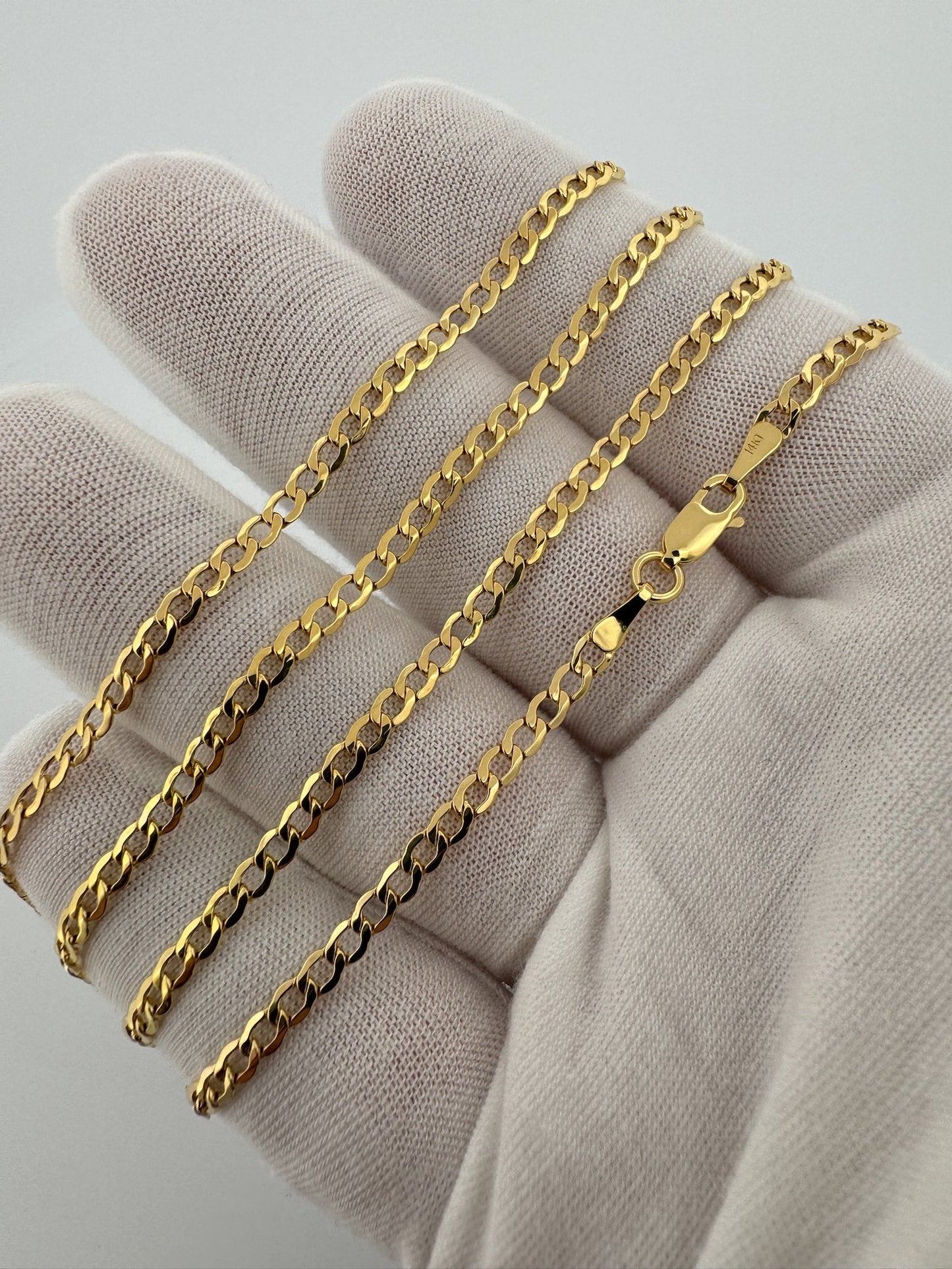 22” 14k Yellow Gold Curb 3mm 3.8g