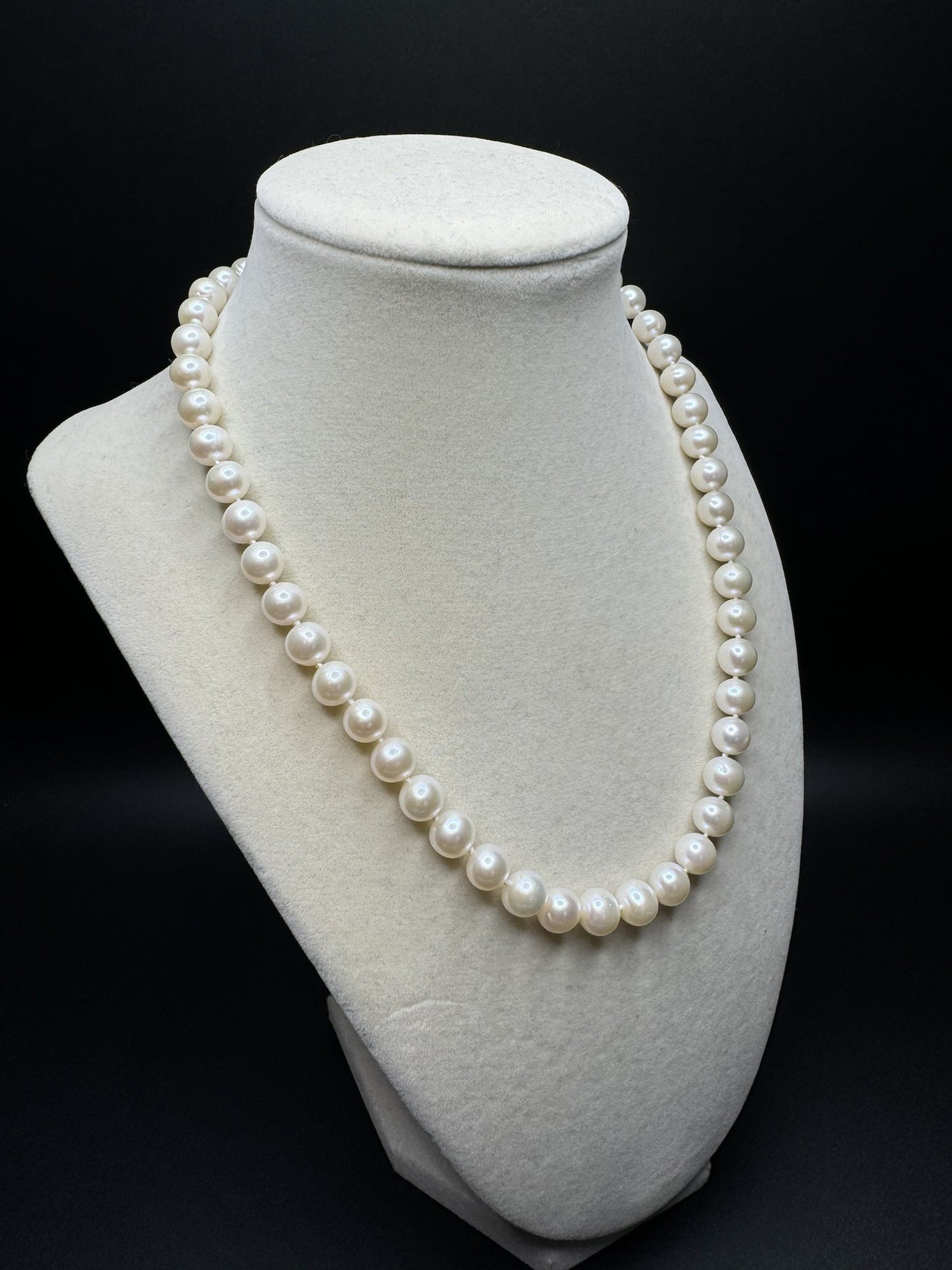 18” 14k Yellow Gold 8mm Freshwater Pearl Necklace 39.2g