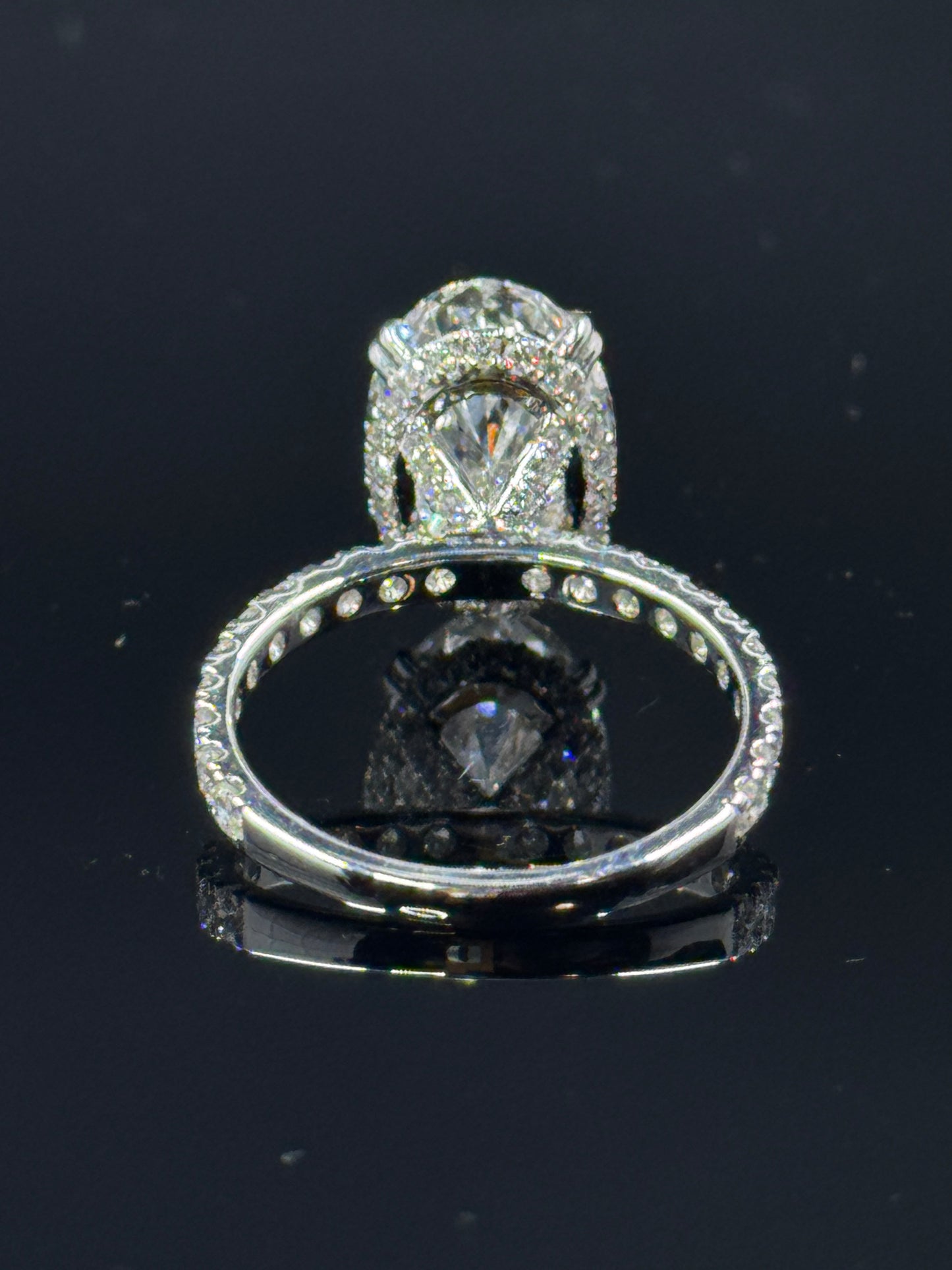 14k White Gold Oval Diamond Bridal Set – 6.19ctw, Size 7