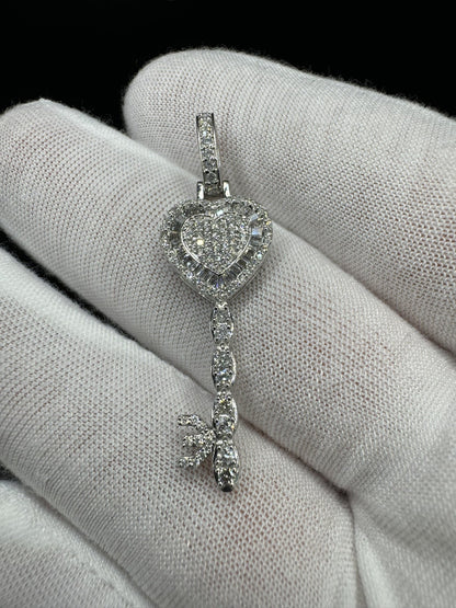 1.75” 10k White Gold Heart Key Pendant est 1ctw Natural Diamonds 6mm Bail 3.37g