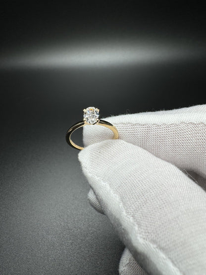 Size 4.5 14k Yellow Gold 1/2ct Oval Lab Diamond Solitaire Engagement Ring 1.64g