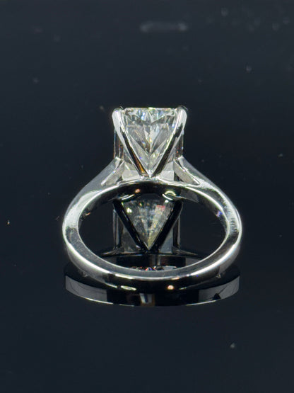 14k White Gold Cathedral Radiant Diamond Engagement Ring – 5.08ct F VS1, Size 7