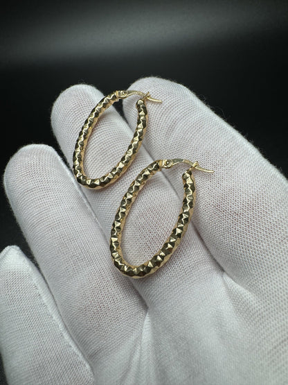 30mm x 20mm Oval 14k Yellow Gold Diamond Cut Hoops 2.1g