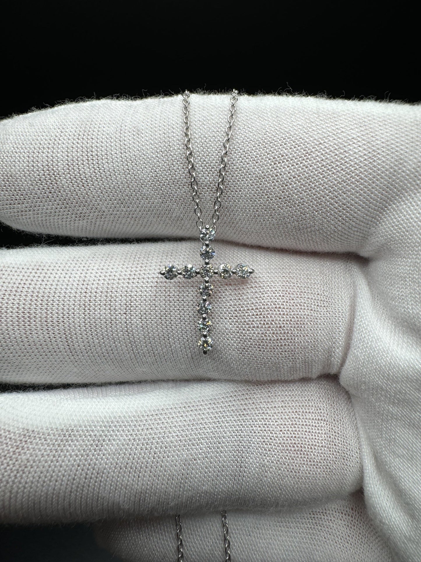 18-20” Silver Chain 3/4” .5ctw VS/VVS Lab Diamond Cross 2.8g